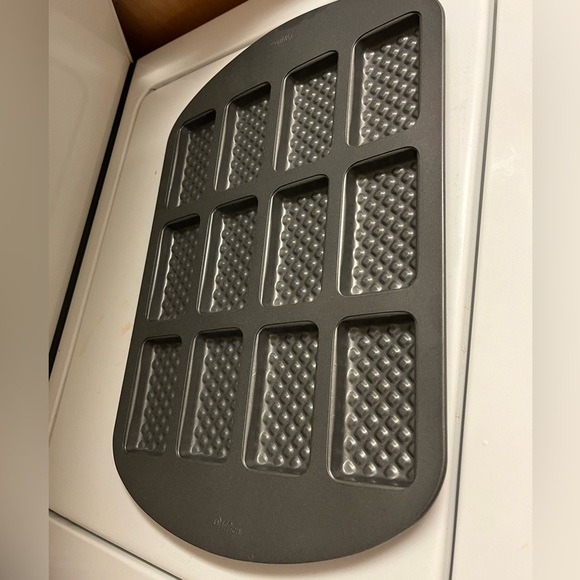 Wilton Ice Cream Sandwich Pan - EUC - Picture 4 of 4